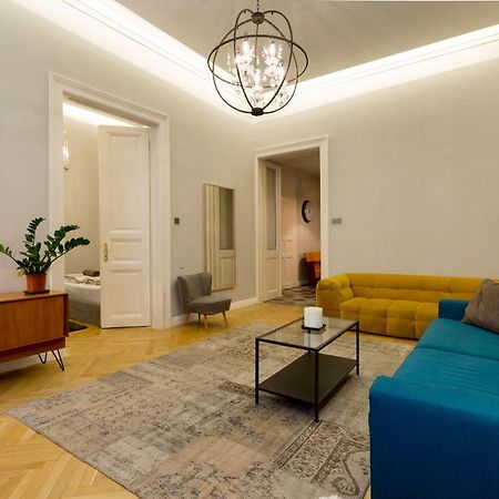 Luxury Twin 1-Bedroom In Kazinczy Street Budapest Exteriör bild