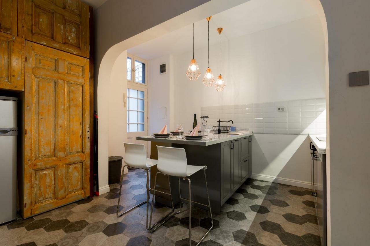 Luxury Twin 1-Bedroom In Kazinczy Street Budapest Exteriör bild