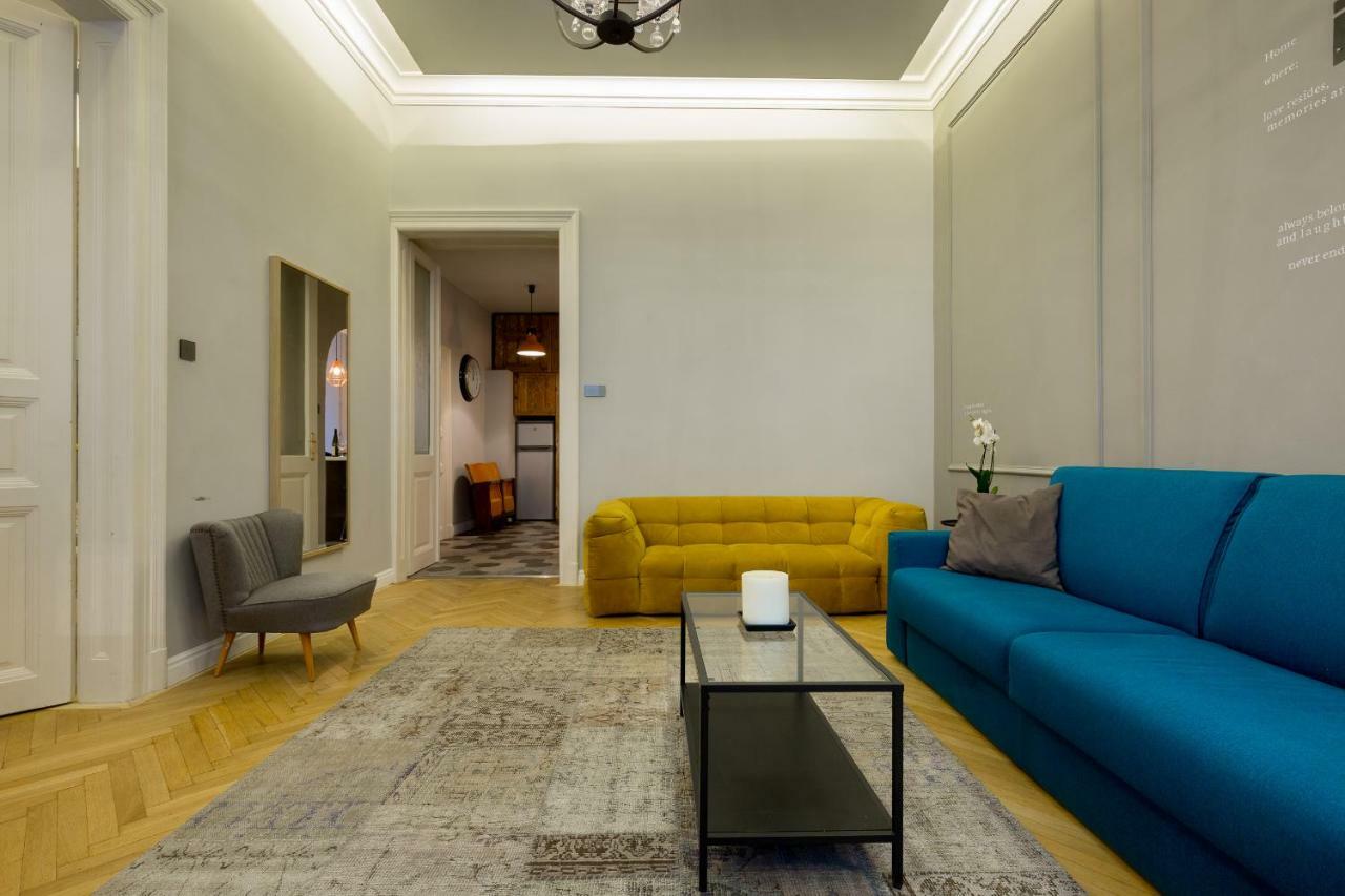 Luxury Twin 1-Bedroom In Kazinczy Street Budapest Exteriör bild